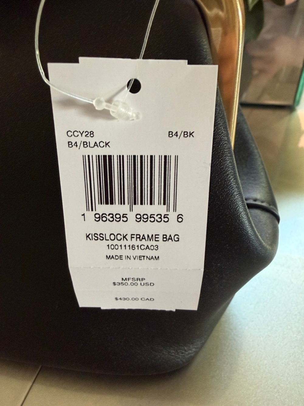 Coach Kisslock 16 - Black Leather Frame-Top Clutch with Gold Hardware - Picture 5 of 5